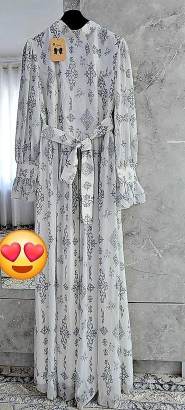 индийские одежды: Платье макси с принтом и поясом - Длина: макси, свободный струящийся — 1