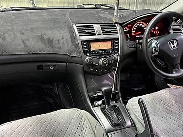 e star: Honda Accord: 2003 г., 2 л, Автомат, Бензин, Седан — 6