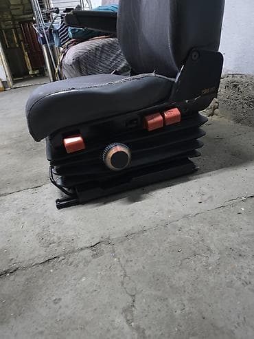 антидождь бишкек: Алдыңкы орундук, Кездеме, Mercedes-Benz Колдонулган, Оригинал — 2