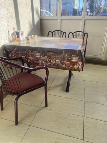 Кухонный стол и стул, Б/у, Самовывоз, цвет - Красный