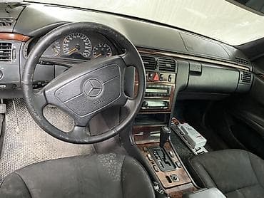 снятие с учета: Mercedes-Benz E-Class: 1998 г., Автомат, Бензин, Седан — 5