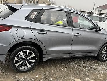 geely l7: BYD E2: 2025 г., 0.1 л, Вариатор, Электромобиль, Хэтчбэк — 4