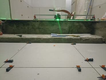 обзор цен на строительные и отделочные работы в бишкеке: Фартук на кухне, Укладка плитки на стену, Подготовка стен для укладки | Керамическая плитка, Мозаичная плитка, Керамогранитая плитка | Вертикальная укладка, Диагональная укладка, Горизонтальная укладка Больше 6 лет опыта — 17