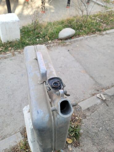 горелка под казан: Канистры алюминиевые. 2 шт 20 литровые целые по 1200 за шт. 2 шт 20 — 6