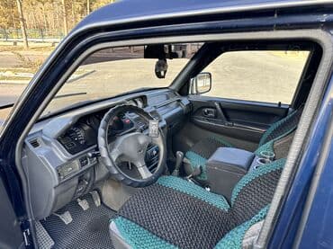 полироль авто: Mitsubishi Pajero: 1995 г., 2.5 л, Механика, Бензин, Внедорожник — 11