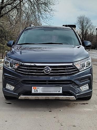 matiz 2009: Ssangyong Korando Turismo: 2018 г., 2.2 л, Автомат, Дизель, Минивэн — 2