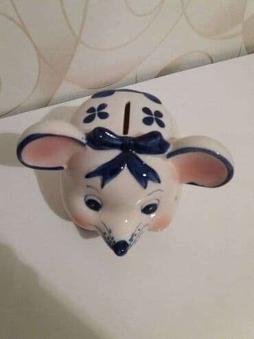 флаг кыргызстана 1898: Продаю копилки . Высота коровки - 18 см, мышки - 12 см. Цена за 1 — 3