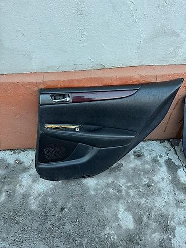 Унаа тетиктери: Эшик картасы Lexus Колдонулган — 2