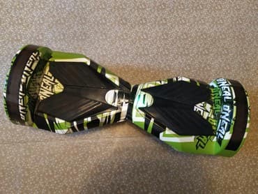 Гироскутер 8 дюймов. бу, в отличном состоянии, пользовались несколько