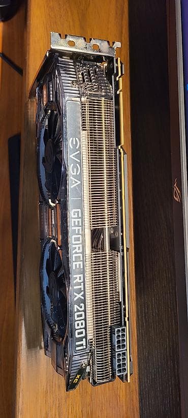 glorious model o: Видеокарта, Б/у, GeForce RTX, 12 ГБ, Для ПК — 2