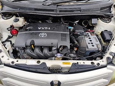 Toyota Ist: 2003 г., 1.5 л, Автомат, Бензин, Хэтчбэк — 10