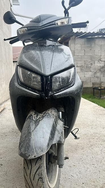 Макси-скутер M8, 125 куб. см, Бензин, Б/у