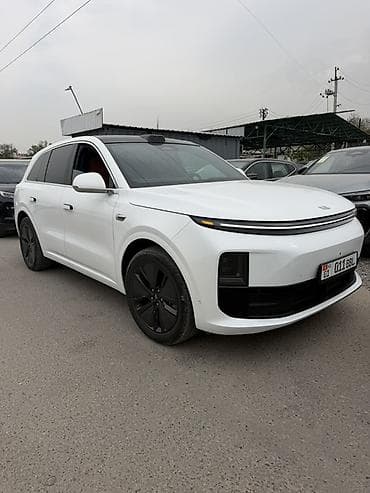 Lixiang L6: 2024 г., 1.5 л, Гибрид, Кроссовер