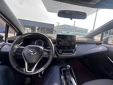 corolla: Toyota Corolla: 2020 г., 1.8 л, Вариатор, Гибрид, Седан — 6