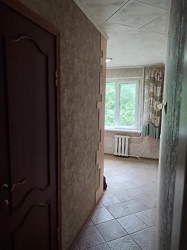 Батирлер: 2 бөлмө, 44 м², 11-мкр 104-серия, 2 кабат, Эски ремонт — 4