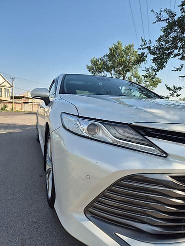 авто выхлоп: Toyota Camry: 2018 г., 2.5 л, Автомат, Бензин, Седан — 2