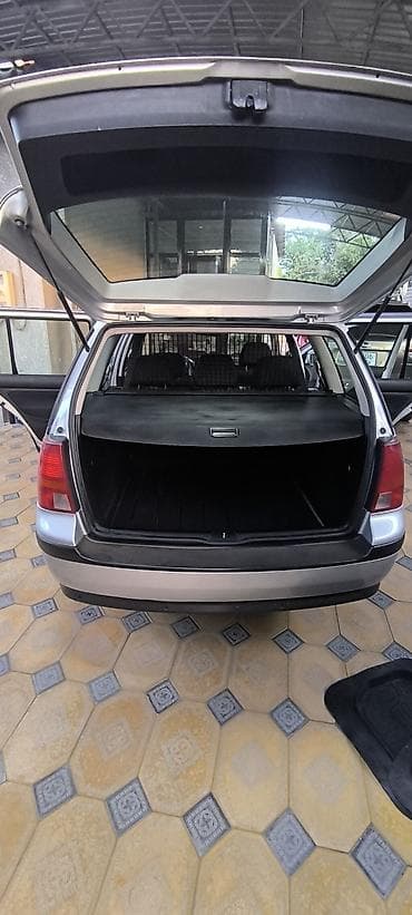 рага голф: Volkswagen Golf: 2006 г., 1.6 л, Автомат, Бензин, Универсал — 4