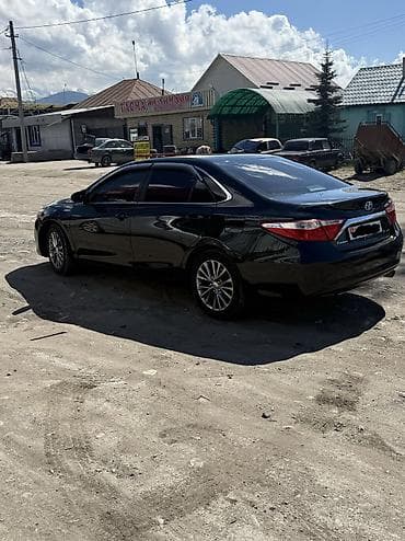 bmw x5 2017: Toyota Camry: 2015 г., 2.5 л, Автомат, Гибрид, Седан — 7