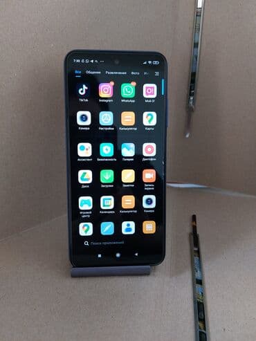 телефон роко: Redmi — 3