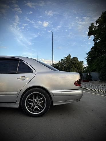 зеркало большие: Mercedes-Benz E-Class: 2001 г., 2.2 л, Механика, Дизель, Седан — 6