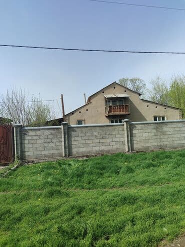 продаю дом в россрочку: Үй, 180 кв. м, 6 бөлмө, Менчик ээси, Эски ремонт — 2