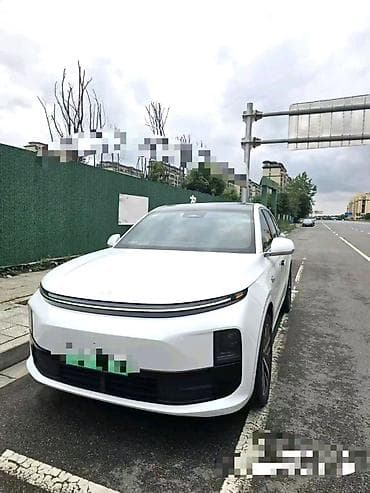 Транспорт: Lixiang L6: 2024 г., 1.5 л, Гибрид, Кроссовер — 1