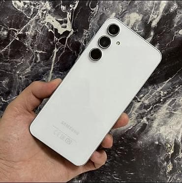 телефон а53: Samsung Galaxy A55, Б/у, 256 ГБ, цвет - Белый, 1 SIM, 2 SIM, eSIM — 1