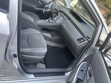 продажы авто: Toyota Prius: 2011 г., 1.8 л, Вариатор, Гибрид, Лифтбек — 8