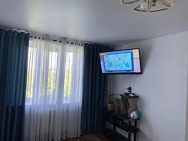 караен: 2 комнаты, 50 м², 104 серия, 4 этаж, Косметический ремонт — 4