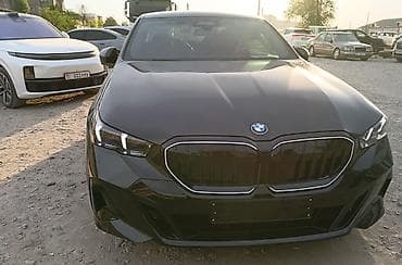 BMW 5 series: 2026 г., Автомат, Бензин, Седан — 3