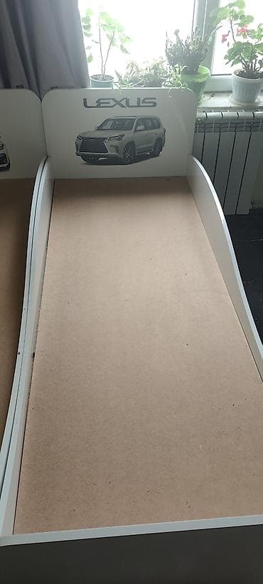 детский кроват машина: Кровать-машинка, Новый, ЛДСП — 2