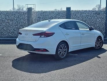 Продажа авто: Hyundai Elantra: 2019 г., 1.6 л, Бензин, Седан — 4
