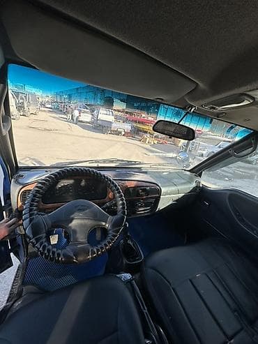 hyunda: Легкий грузовик, Hyundai, Стандарт — 4