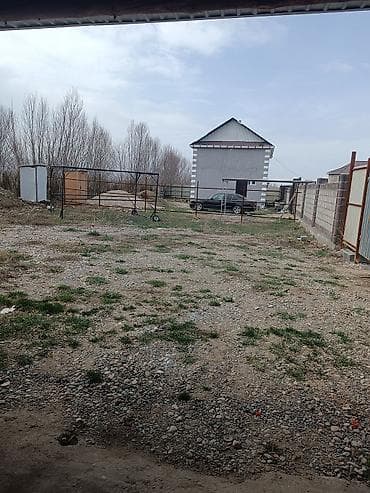 частный дом сдаётся: Продаётся жилой дом с участком и хозпостройками. дом 7-10 второй — 4