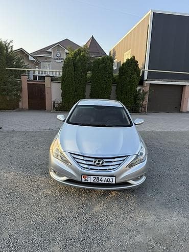 Транспорт: Hyundai Sonata: 2011 г., 2 л, Автомат, Газ, Седан — 1