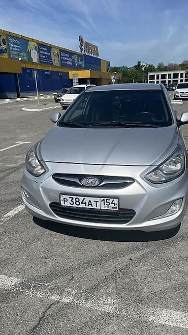 Продажа авто: Hyundai Solaris: 2017 г., Седан — 1