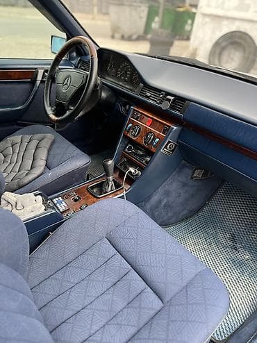 e55 compressor: Mercedes-Benz W124: 1995 г., 2 л, Механика, Седан — 2