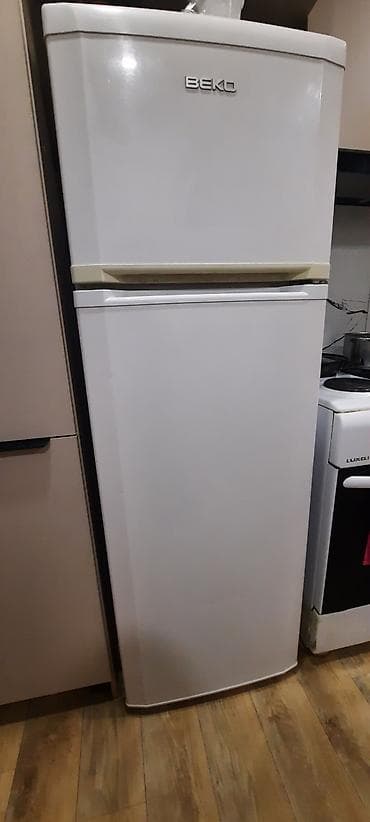 Холодильник Beko, Б/у, Двухкамерный, 53 * 160 * — 1