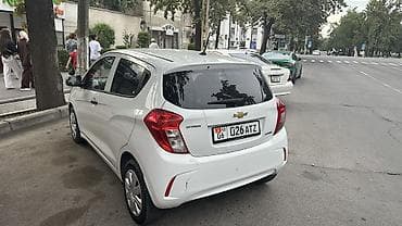 Унаа: Chevrolet Spark: 2018 г., 1 л, Вариатор, Бензин, Хетчбек — 2