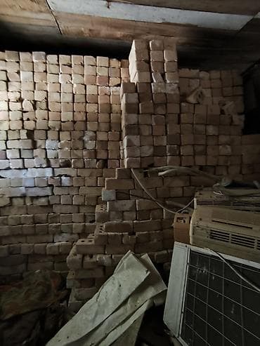 угол мин куш: Чоң көңдөйлүү, Чебурашка, Бышкан кирпич, Жарым блок, 250×120×90 — 1
