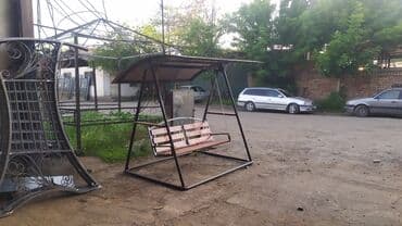 скамейки во дворе дома: Скамейка Металл, Со спинкой, С крышей — 5