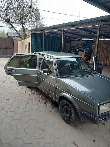 Продажа авто: Volkswagen Jetta: 1987 г., 1.8 л, Ручные, Бензин, Седан — 2