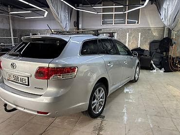 town ace: Toyota Avensis: 2011 г., 1.8 л, Автомат, Бензин, Универсал — 2