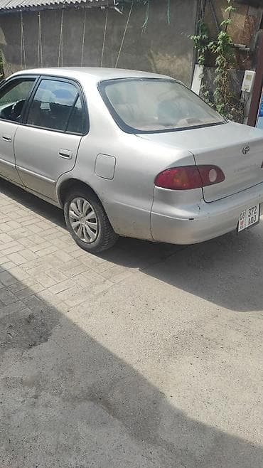 пл: Toyota Corolla: 2000 г., 1.6 л, Автомат, Бензин, Седан — 1