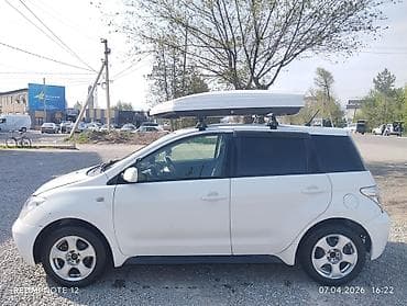 b class: Toyota Ist: 2002 г., 1.5 л, Автомат, Бензин, Хэтчбэк — 7