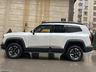 машина сурф: Changan : 2024 г., 1.5 л, Автомат, Гибрид, Внедорожник — 2