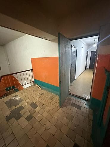 Сдается 1 комнатная квартира в Киркомстроме. На 4 этаже. Рядом есть