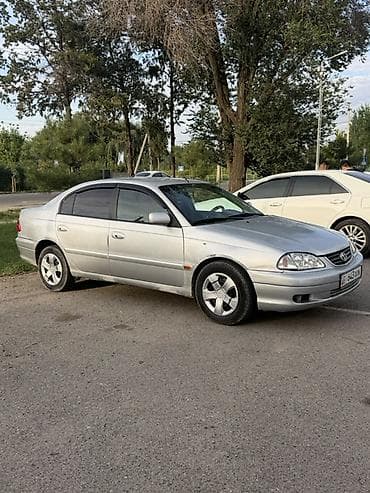 Продажа авто: Toyota Avensis: 2002 г., 1.6 л, Механика, Бензин, Седан — 3