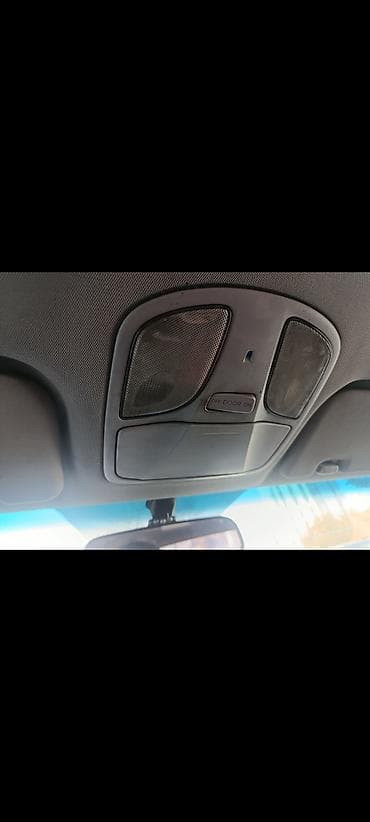 соната желтый: Hyundai Sonata: 2011 г., 2 л, Типтроник, Газ, Седан — 7