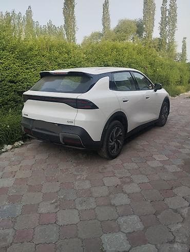 нехия 2: Changan Qiyuan Q05: 2026 г., 0.1 л, Автомат, Электромобиль, Кроссовер — 3